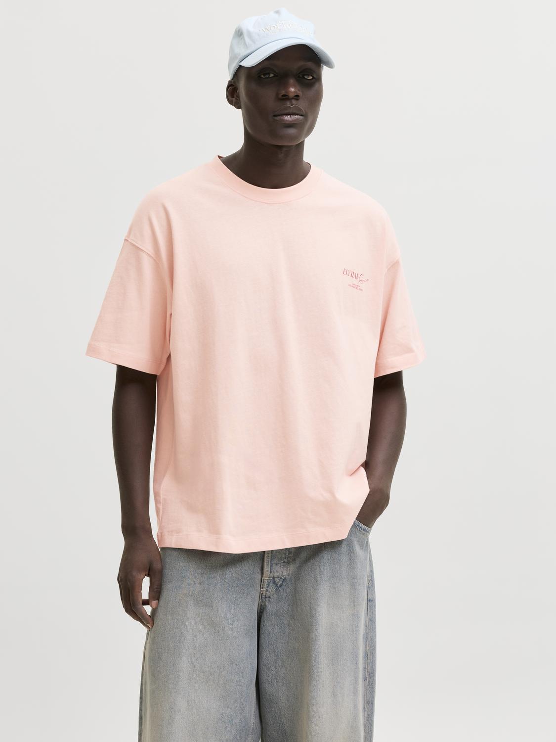 model_shot-front